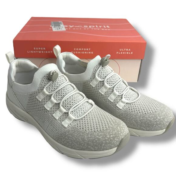 NEW Easy Spirit Knit Slip On Sneaker Size 6.5 Light Gray Comfort Walking Shoe - Picture 1 of 9